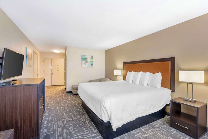 Room 22 of 41