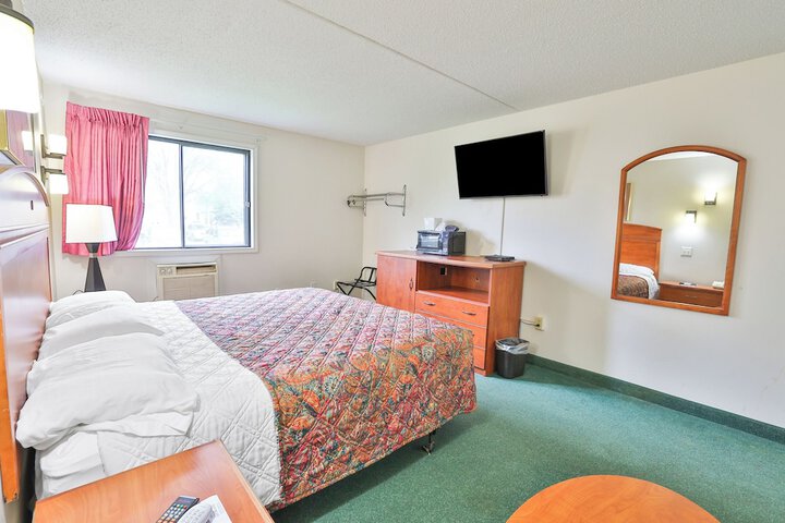 OYO Hotel Pipestone MN Canterbury Park
