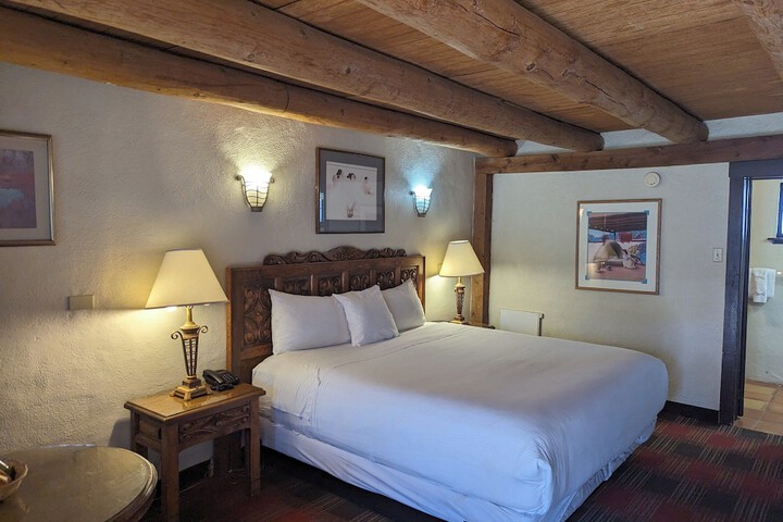 Sagebrush Inn & Suites