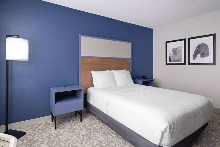 Room 20 of 46