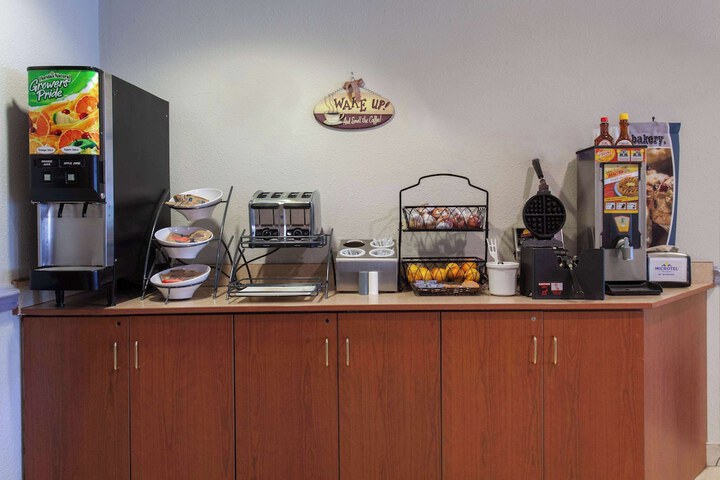 Breakfast/Coffee Service 48 of 53