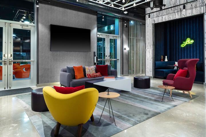 Hotel Interior 15 of 38