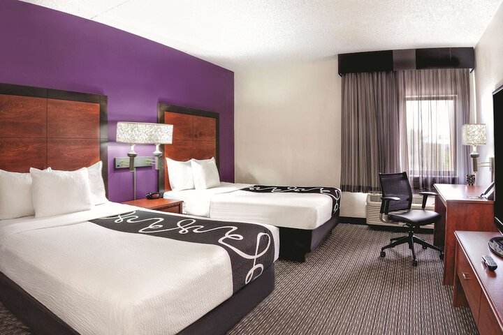 Room 52 of 60