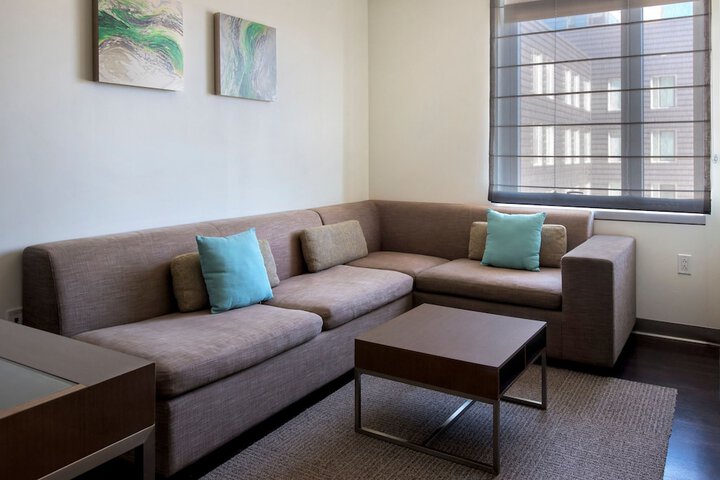 Room 19 of 29