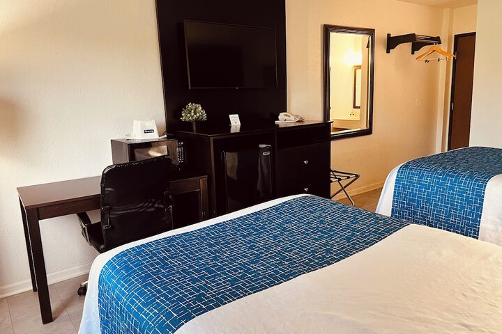Room 44 of 95