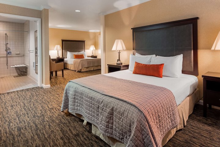 Best Western Plus Humboldt Bay Inn