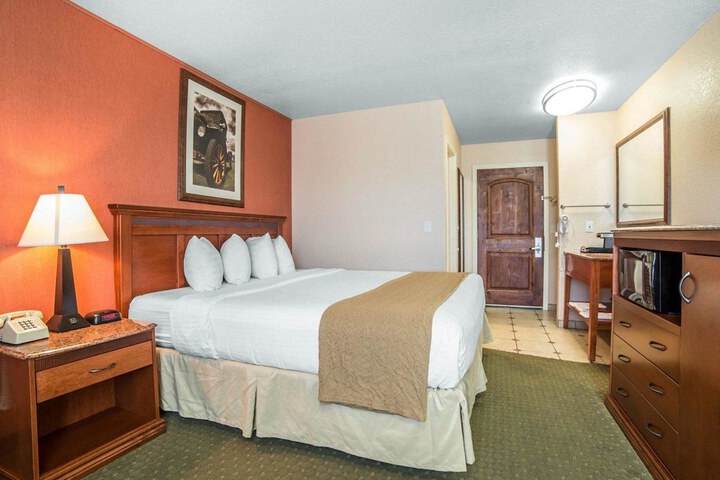Quality Inn Winnemucca - Model T Casino