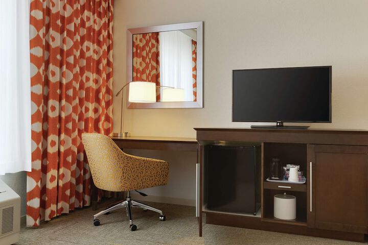 Room 10 of 20