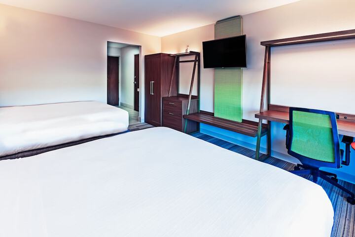 Room 28 of 41