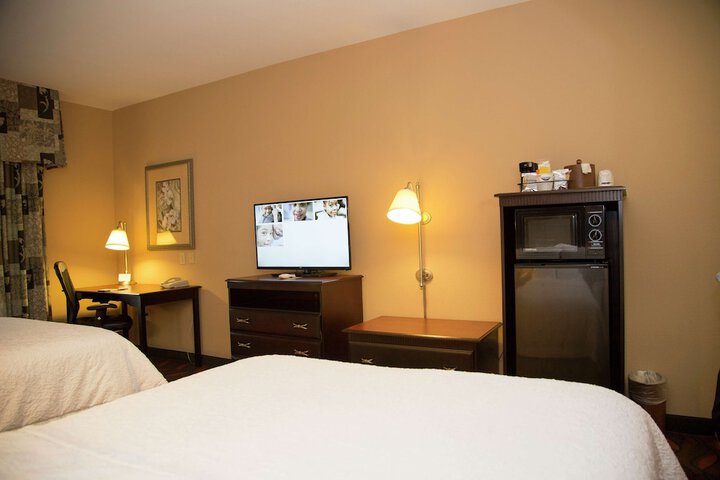 Room 30 of 64