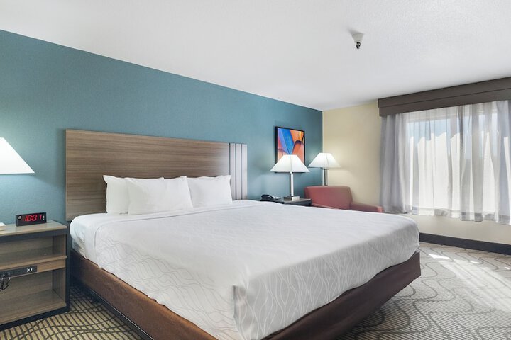 Best Western Plus Heritage Inn