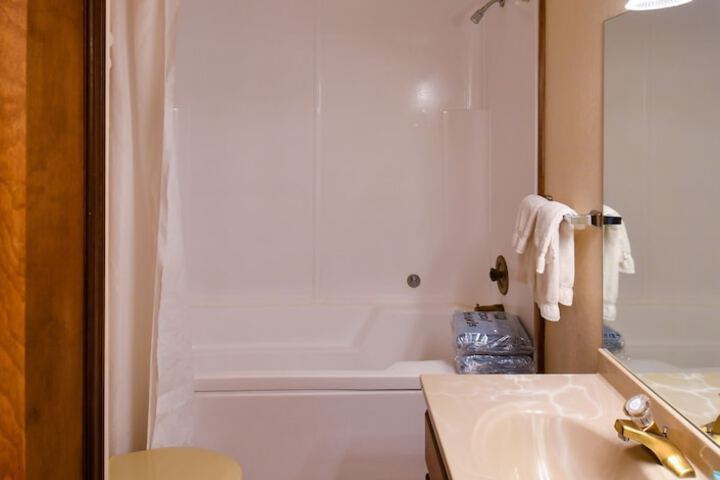 Inn at SilverCreek