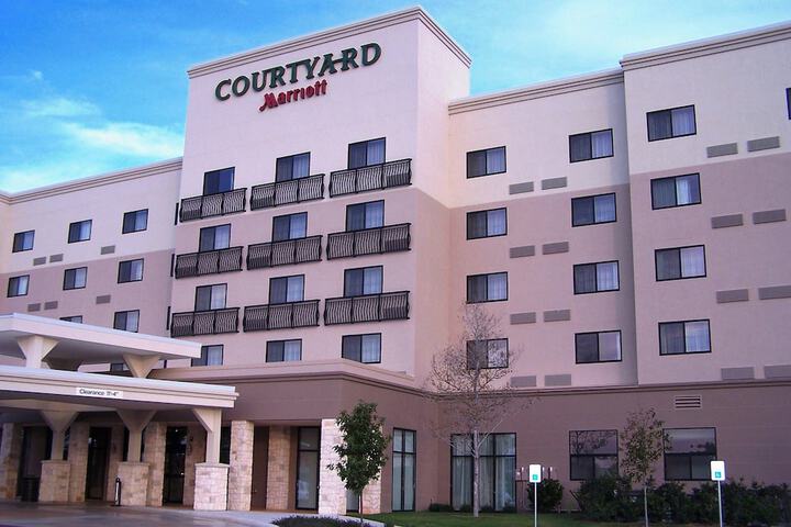 Hotel 3 of 32