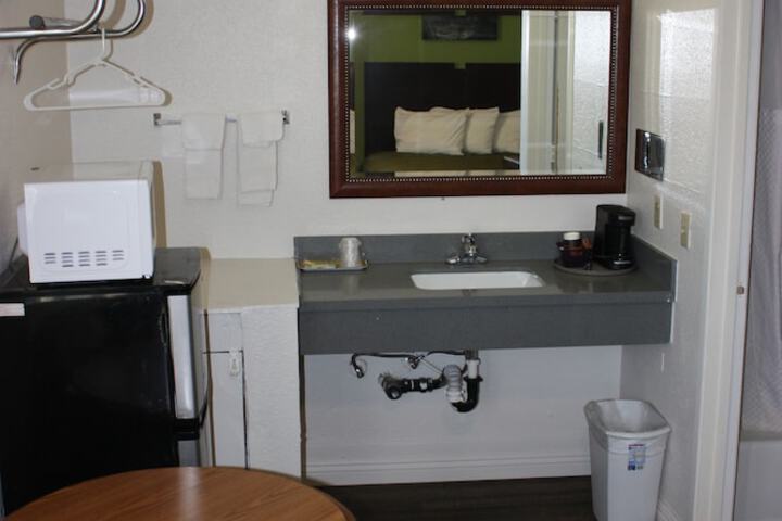 Room 13 of 17