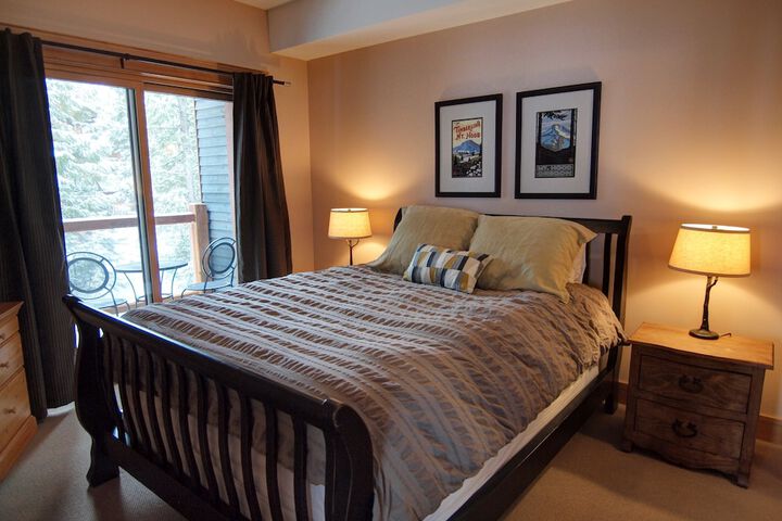 Room 14 of 16