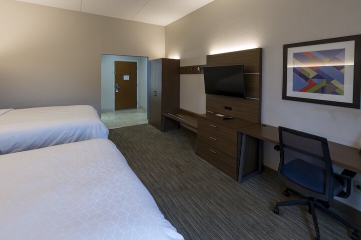 Room 19 of 49