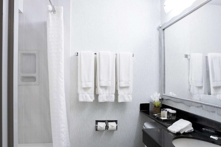 Somerset Inn WorldHotels Distinctive