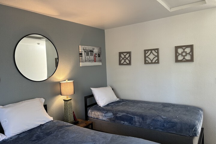 Room 89 of 158