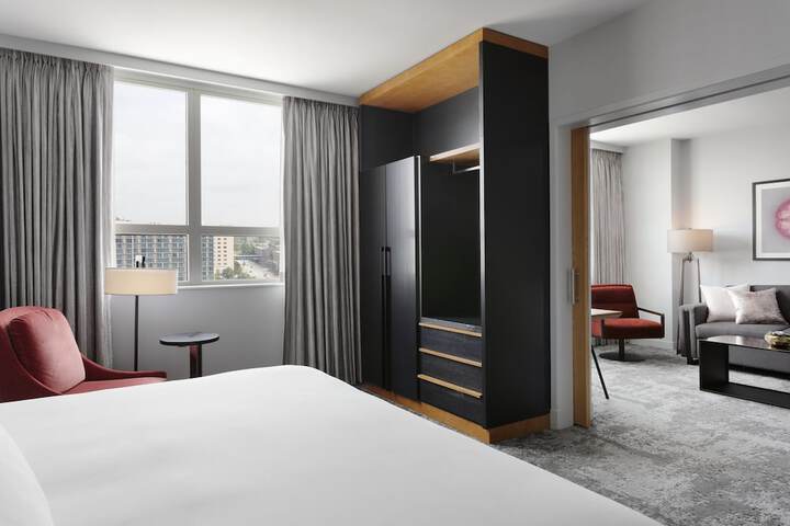 Loews Chicago OHare Hotel