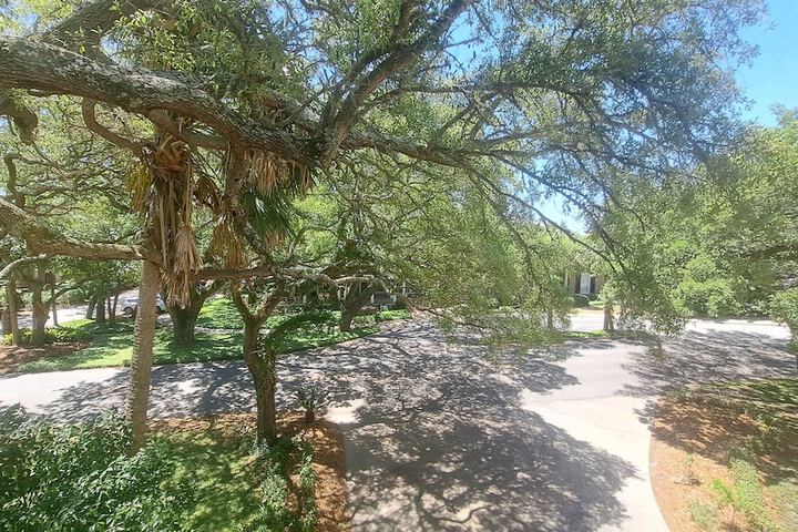Saint Simons Inn by the Lighthouse
