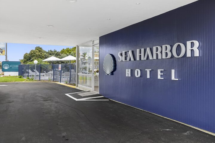 Hotel 6 of 66