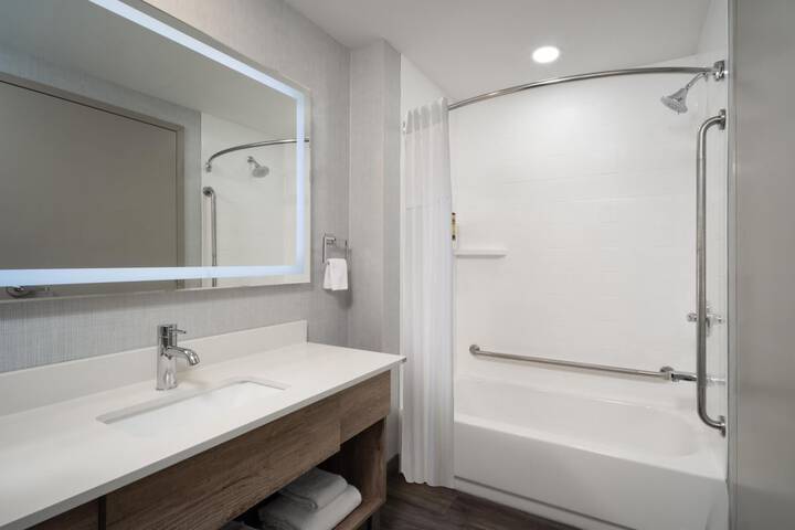 Best Western Premier Executive Residency Medicine Hat