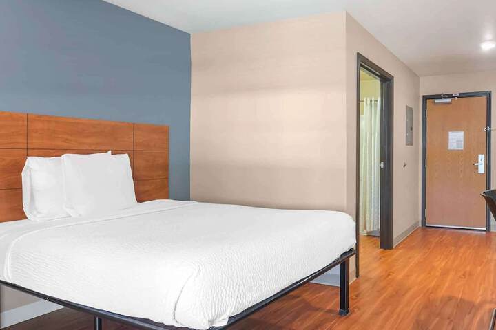 Room 14 of 22