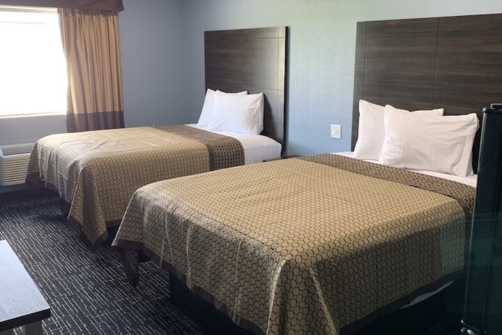 Room 10 of 22