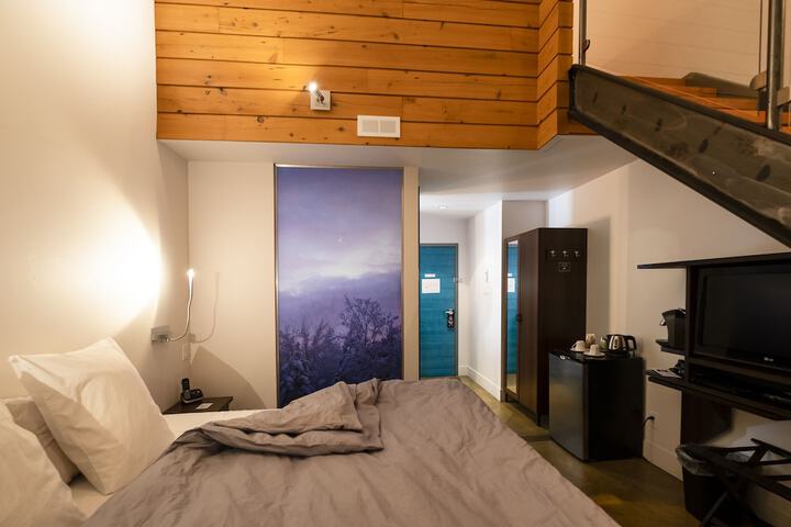 Room 36 of 53