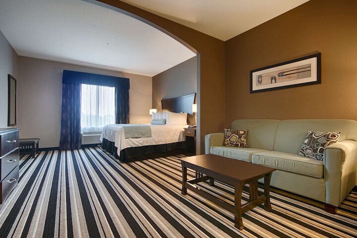 Room 6 of 17