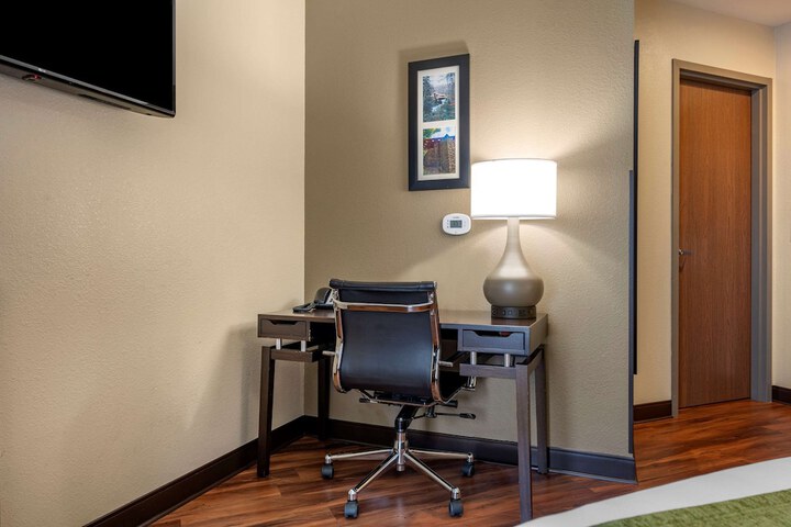 Room 20 of 53