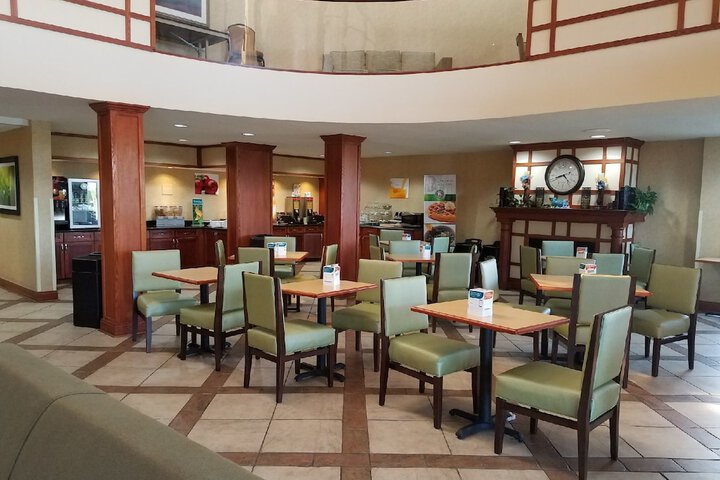 Breakfast/Coffee Service 31 of 31