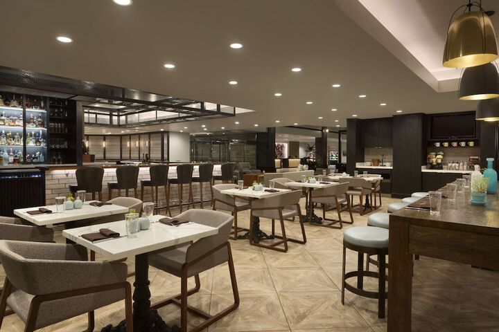 Dining 57 of 71