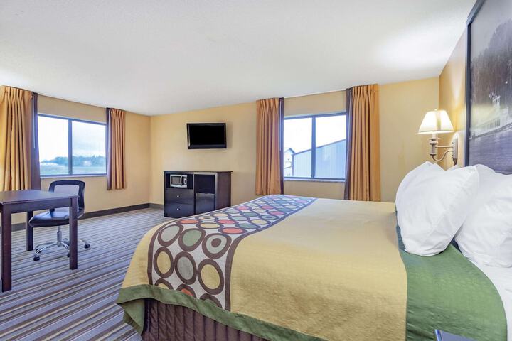 Room 9 of 24