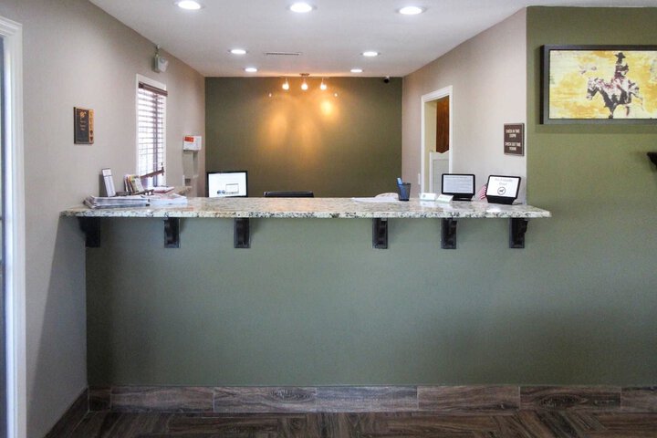 Quality Inn Glenpool - Tulsa