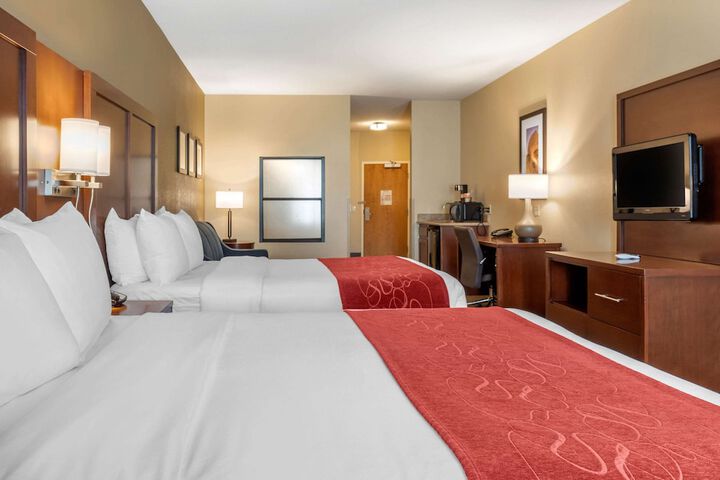 Room 27 of 35