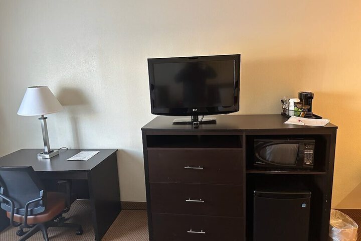 Room 14 of 29