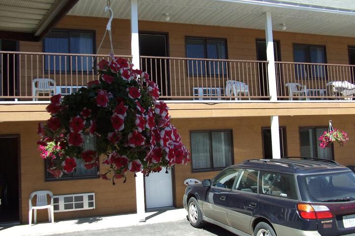 Hotel 2 of 56