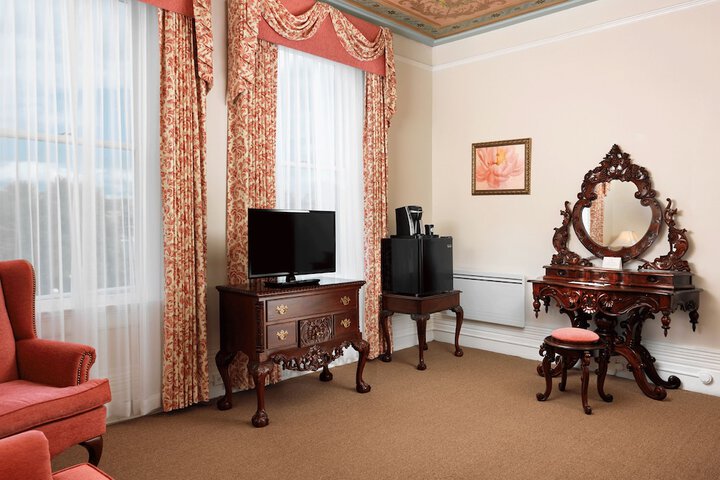 Room 36 of 57