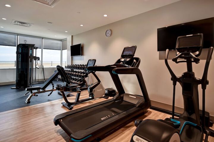 DoubleTree by Hilton Virginia Beach Oceanfront South
