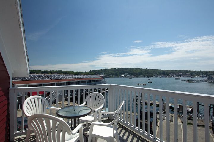 Tugboat Inn