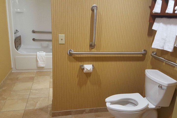 Room 13 of 44