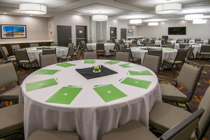 Holiday Inn New Orleans Airport North by IHG