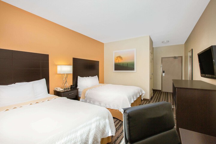 Room 21 of 40