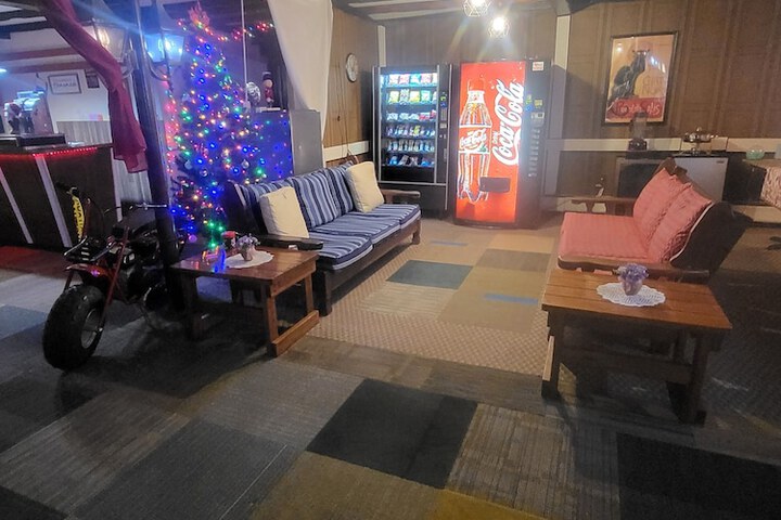 Hotel Interior 41 of 118