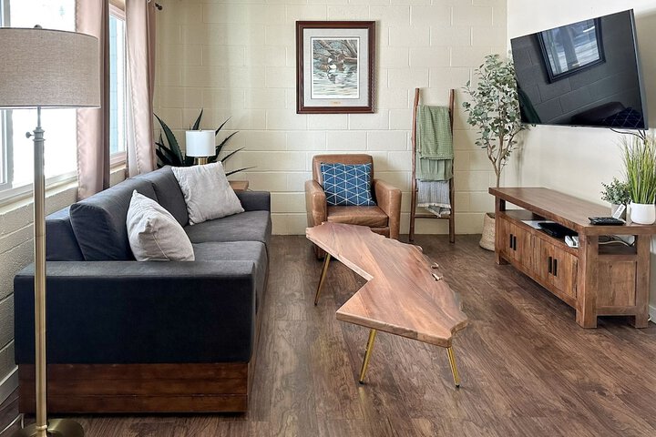 Gull Lake Lodge