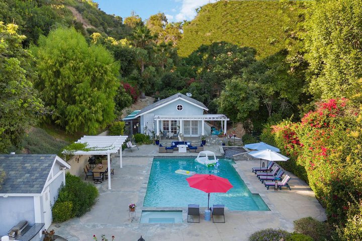 Luxury LA Garden Estate Private Pool Hottub Tennis