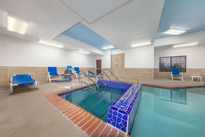 Pool 5 of 36