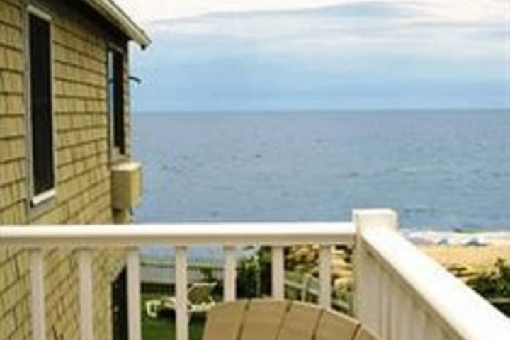 The Corsair & Cross Rip Oceanfront Resort
