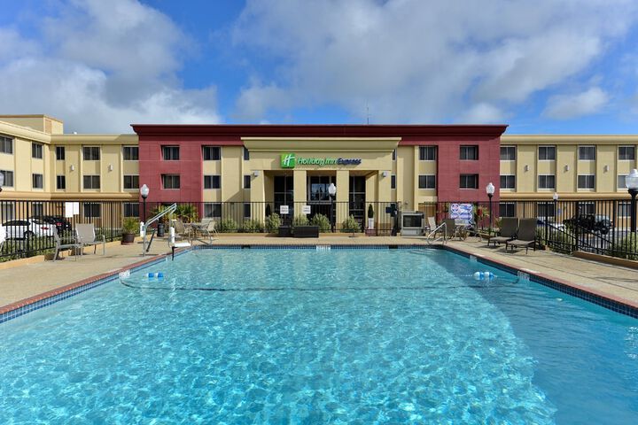 Hotel 4 of 35